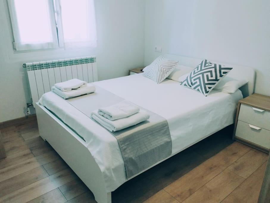 Precioso Apartamento En Pamplona Junto Al Centro מראה חיצוני תמונה
